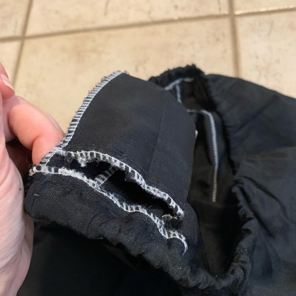 Vintage Black High Waisted Wide Leg Pants with Elastic Waist - Size M/L - Picture 2 of 7